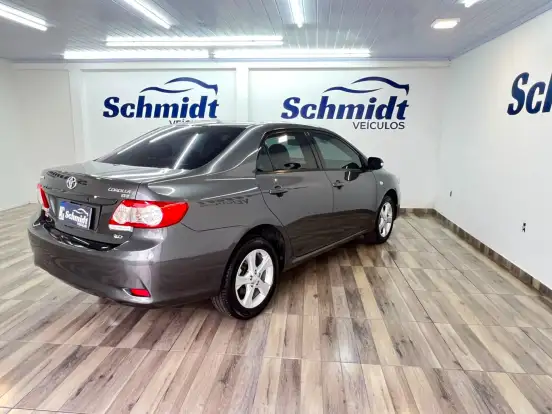 TOYOTA-COROLLA-2013