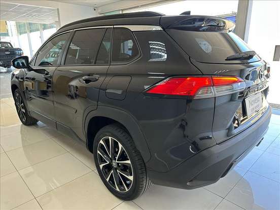 TOYOTA-COROLLA CROSS-2024