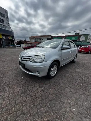 TOYOTA ETIOS 1.5 XS SEDAN 16V FLEX 4P MANUAL TOYOTA ETIOS 1.5 XS SEDAN 16V FLEX 4P MANUAL