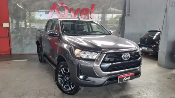 TOYOTA HILUX 2.8 D-4D TURBO DIESEL CD SRV 4X4 AUTOMÁTICO TOYOTA HILUX 2.8 D-4D TURBO DIESEL CD SRV 4X4 AUTOMÁTICO
