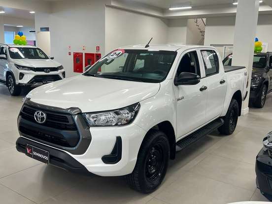 TOYOTA-HILUX-2.8 D-4D TURBO DIESEL CD POWER PACK 4X4 AUTOMÁTICO TOYOTA-HILUX-2024