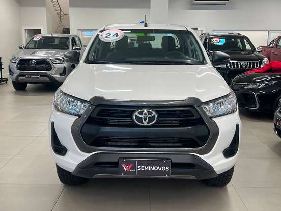 TOYOTA-HILUX-2024