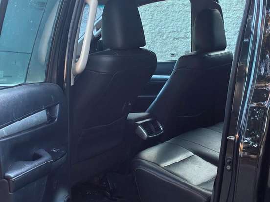 TOYOTA-HILUX-2.8 SRX 4X4 CD 16V DIESEL 4P AUTOMÁTICO TOYOTA-HILUX-2016