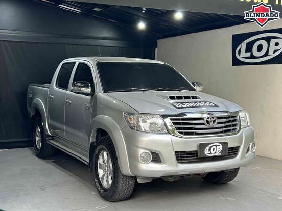 TOYOTA-HILUX-3.0 SRV 4X4 CD 16V TURBO INTERCOOLER DIESEL 4P AUTOMÁTICO TOYOTA-HILUX-2012