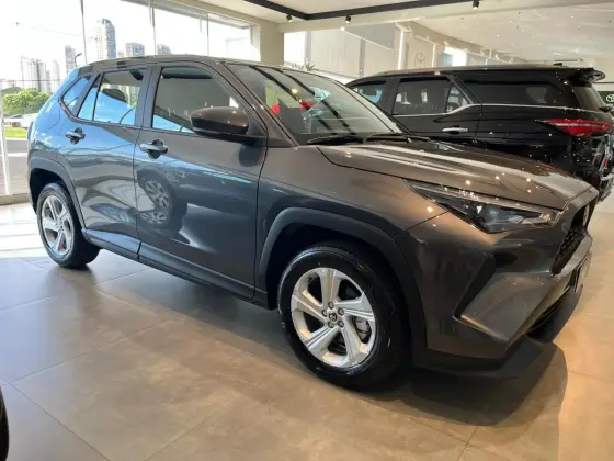 TOYOTA YARIS CROSS 1.5 VVT-I FLEX XR CVT TOYOTA YARIS CROSS 1.5 VVT-I FLEX XR CVT