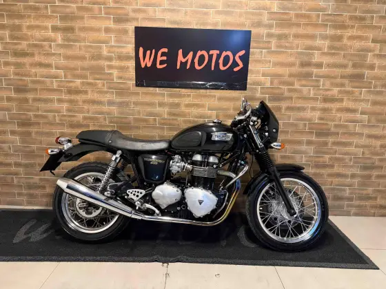 TRIUMPH THRUXTON TRIUMPH THRUXTON