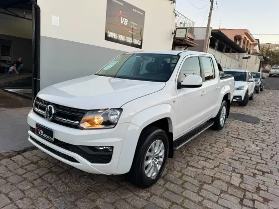 VOLKSWAGEN AMAROK 2.0 COMFORTLINE 4X4 CD 16V TURBO INTERCOOLER DIESEL 4P AUTOMÁTICO