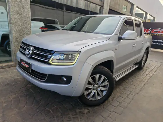 VOLKSWAGEN AMAROK 2.0 HIGHLINE 4X4 CD 16V TURBO INTERCOOLER DIESEL 4P AUTOMÁTICO VOLKSWAGEN AMAROK 2.0 HIGHLINE 4X4 CD 16V TURBO INTERCOOLER DIESEL 4P AUTOMÁTICO