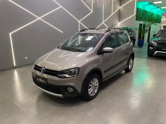 VOLKSWAGEN CROSSFOX 1.6 MI FLEX 8V 4P AUTOMATIZADO VOLKSWAGEN CROSSFOX 1.6 MI FLEX 8V 4P AUTOMATIZADO