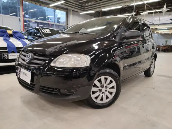 VOLKSWAGEN FOX 1.0 MI 8V FLEX 4P MANUAL VOLKSWAGEN FOX 1.0 MI 8V FLEX 4P MANUAL