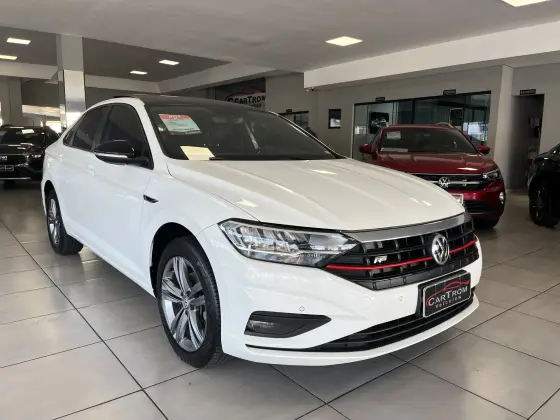 VOLKSWAGEN JETTA 1.4 250 TSI TOTAL FLEX R-LINE TIPTRONIC VOLKSWAGEN JETTA 1.4 250 TSI TOTAL FLEX R-LINE TIPTRONIC