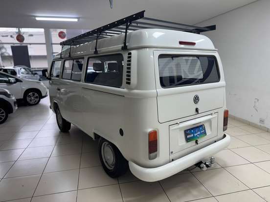 VOLKSWAGEN-KOMBI-1.4 MI STD LOTAÇÃO 8V FLEX 3P MANUAL VOLKSWAGEN-KOMBI-2012