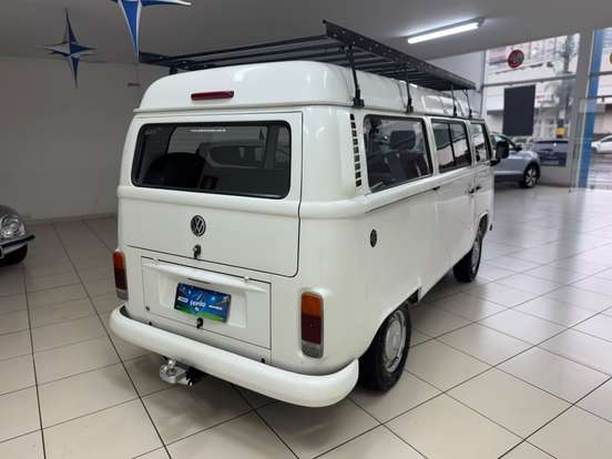 VOLKSWAGEN-KOMBI-1.4 MI STD LOTAÇÃO 8V FLEX 3P MANUAL VOLKSWAGEN-KOMBI-2012