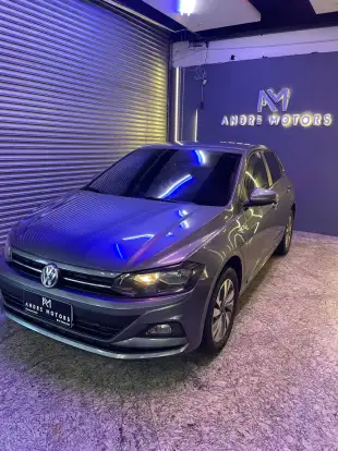 VOLKSWAGEN-POLO-2018
