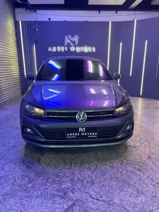 VOLKSWAGEN-POLO-2018