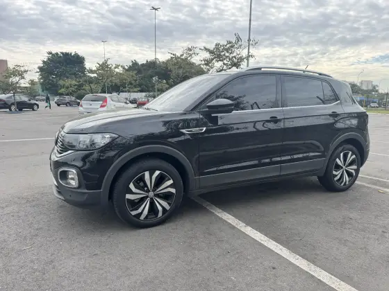 /en/city/cate-car-used-car/volkswagen-t-cross-2021-1-4-250-tsi-total-flex-highline-automatic-48194415915762688/-2