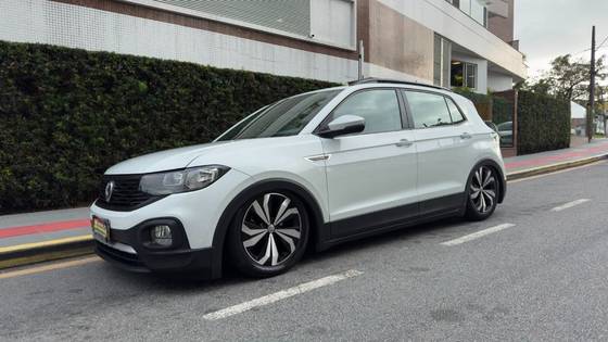 VOLKSWAGEN T-CROSS 1.0 200 TSI TOTAL FLEX AUTOMÁTICO