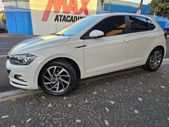 VOLKSWAGEN POLO 1.0 200 TSI HIGHLINE AUTOMÁTICO
