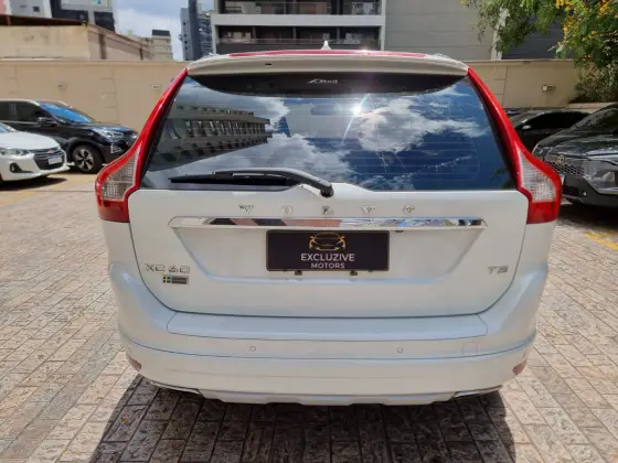 /en/city/cate-car-used-car/volvo-xc60-2017-2-0-t5-momentum-gasoline-4p-automatic-48968654608466944/-2