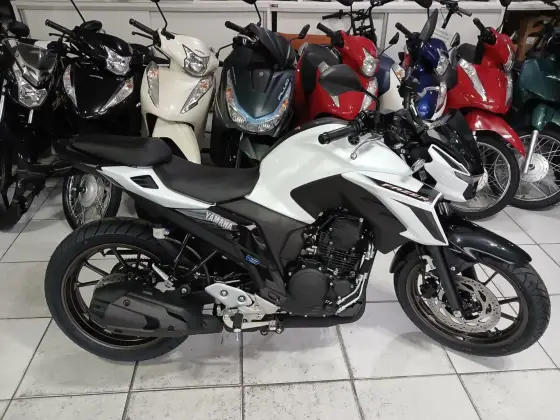 YAMAHA FZ25 FAZER ABS 
