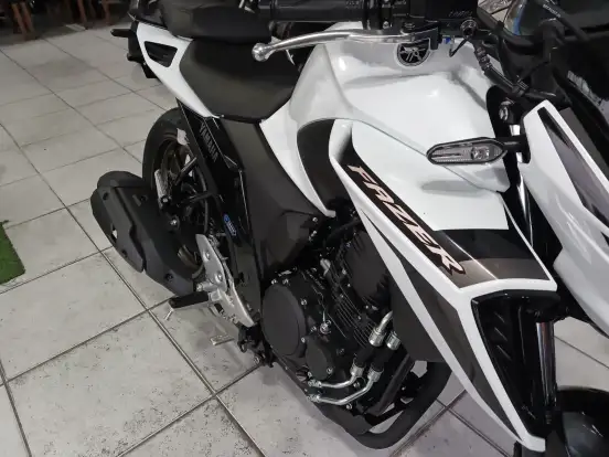 YAMAHA-FZ25 FAZER ABS YAMAHA-FZ25 FAZER ABS-2025