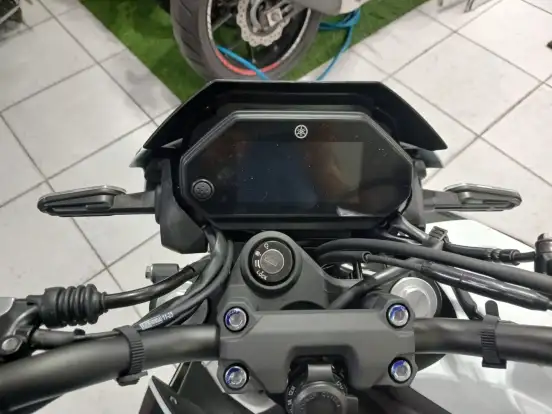 YAMAHA-FZ25 FAZER ABS YAMAHA-FZ25 FAZER ABS-2025