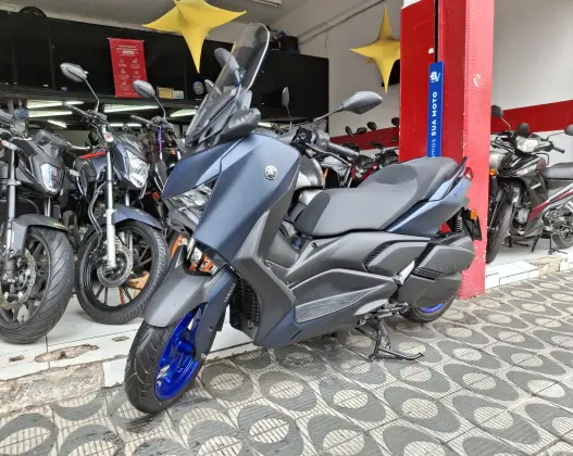 YAMAHA XMAX 250 CONNECTED ABS YAMAHA XMAX 250 CONNECTED ABS