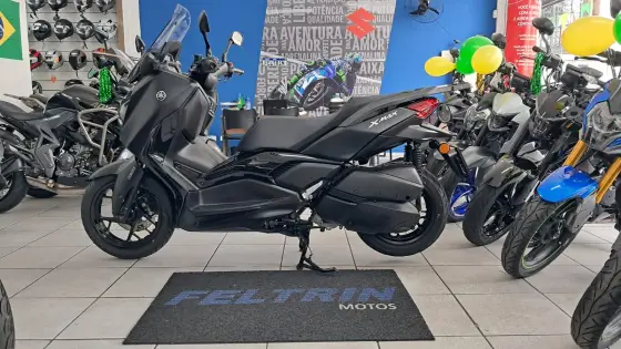 YAMAHA XMAX 250 CONNECTED ABS YAMAHA XMAX 250 CONNECTED ABS