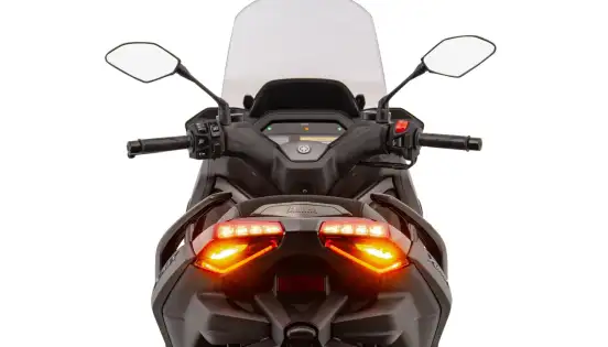 YAMAHA-XMAX 300 CONNECTED ABS-2026