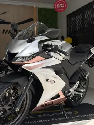 YAMAHA-YZF R15-2026