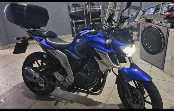 YAMAHA FZ25 FAZER ABS 