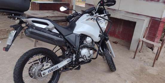 YAMAHA-XTZ 250 TÉNÉRÉ YAMAHA-XTZ 250 TÉNÉRÉ-2015