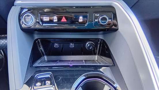 AUDI-Q5-2025