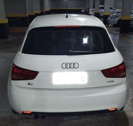 AUDI-A1-2012