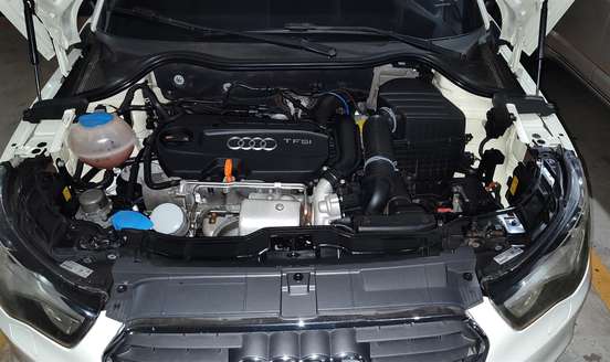 AUDI-A1-2012