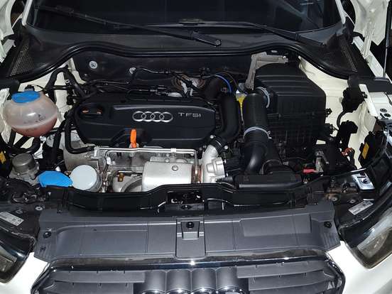 AUDI-A1-1.4 TFSI ATTRACTION 16V 122CV GASOLINA 4P AUTOMÁTICO AUDI-A1-2012