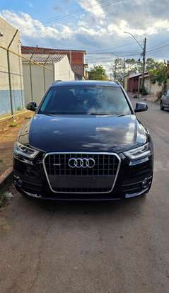 AUDI-Q3-2015