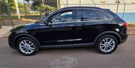AUDI-Q3-2015