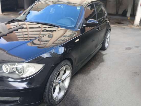 BMW-120i-2.0 HATCH 16V GASOLINA 4P AUTOMÁTICO BMW-120i-2007
