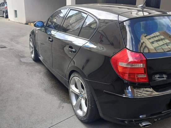 BMW-120i-2.0 HATCH 16V GASOLINA 4P AUTOMÁTICO BMW-120i-2007