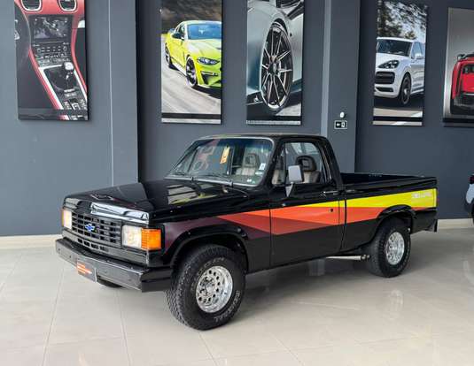 CHEVROLET-A20-1985