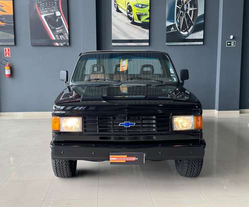 CHEVROLET-A20-1985