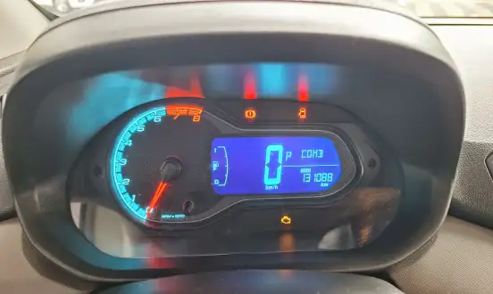 CHEVROLET-PRISMA-2014