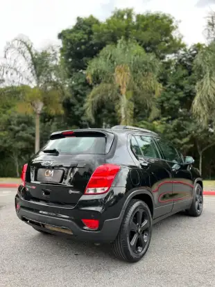 CHEVROLET-TRACKER-2018