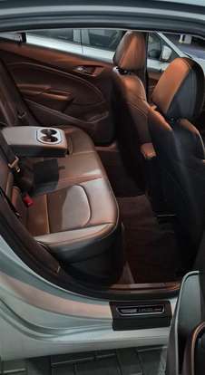 CHEVROLET-CRUZE-2019