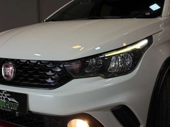 FIAT-ARGO-1.8 E.TORQ FLEX HGT MANUAL FIAT-ARGO-2018