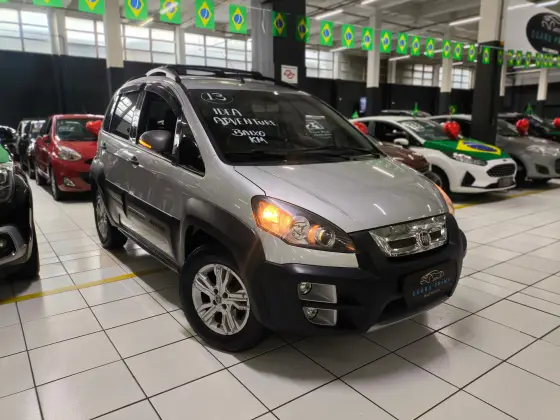 FIAT IDEA 1.8 MPI ADVENTURE 16V FLEX 4P AUTOMATIZADO FIAT IDEA 1.8 MPI ADVENTURE 16V FLEX 4P AUTOMATIZADO