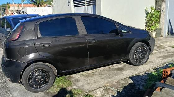 FIAT PUNTO 1.6 ESSENCE 16V FLEX 4P AUTOMATIZADO