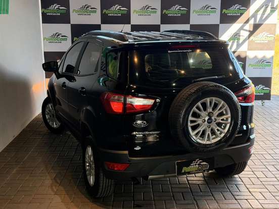FORD-ECOSPORT-2014