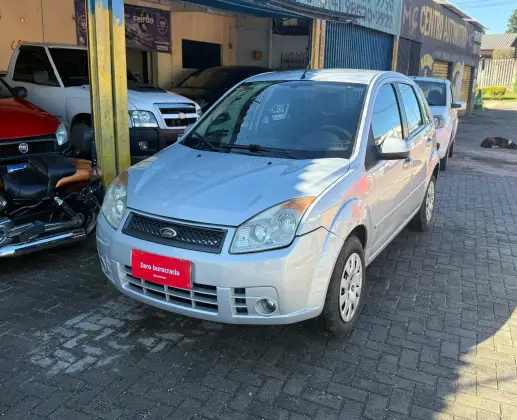 FORD FIESTA 1.6 MPI TRAIL HATCH 8V FLEX 4P MANUAL
